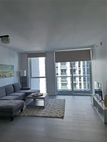 253 NE 2nd Street Miami FL 33132