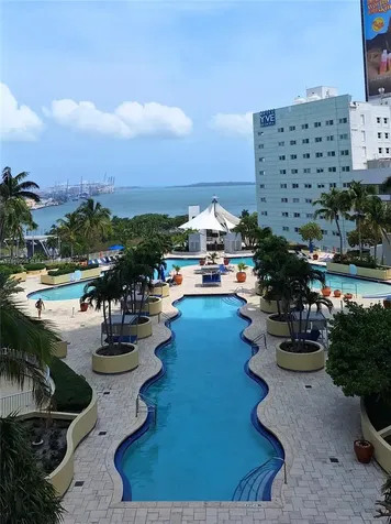 253 NE 2nd Street Miami FL 33132