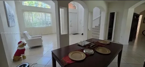 16448 SW 67th Terrace Miami FL 33193