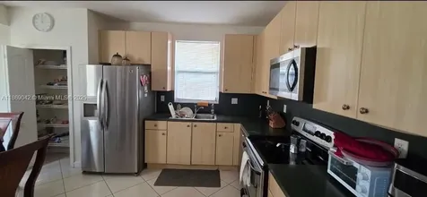 16448 SW 67th Terrace Miami FL 33193
