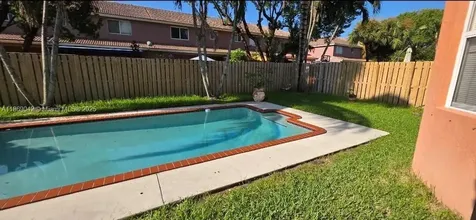 16448 SW 67th Terrace Miami FL 33193