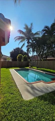 16448 SW 67th Terrace Miami FL 33193