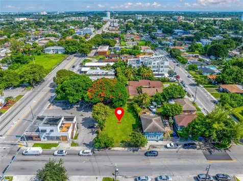 2177 NW 28th Street Miami FL 33142