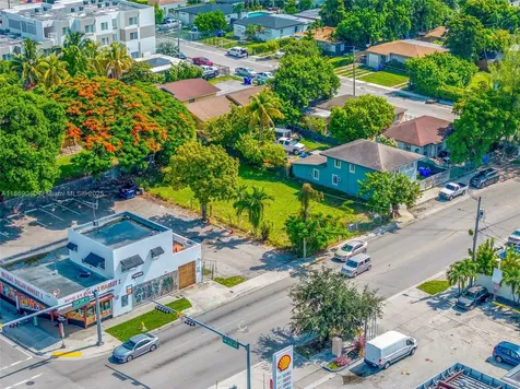 2177 NW 28th Street Miami FL 33142