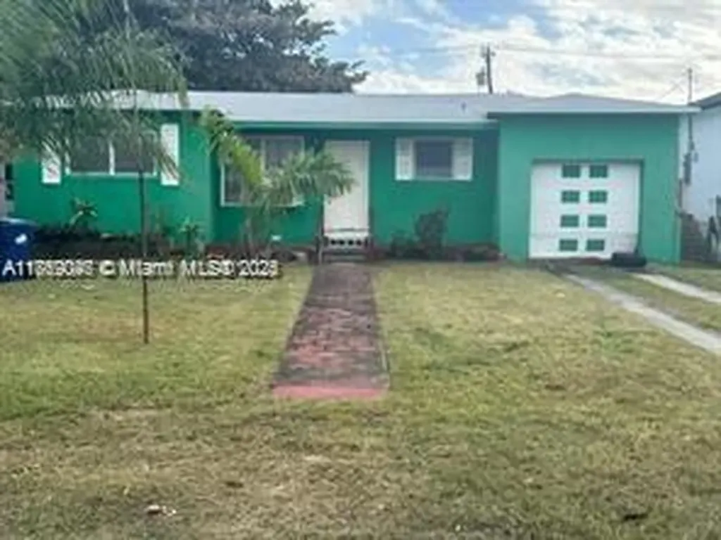 1450 NE 118th Street Miami FL 33161