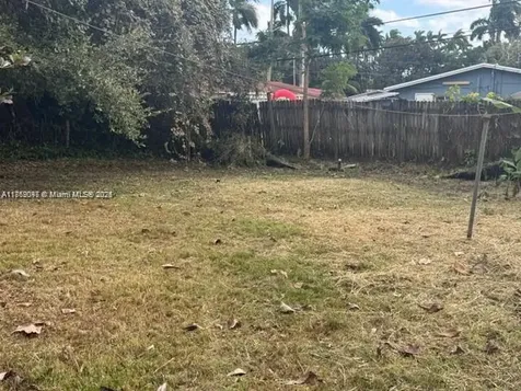 1450 NE 118th Street Miami FL 33161