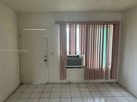 1450 NE 118th Street Miami FL 33161