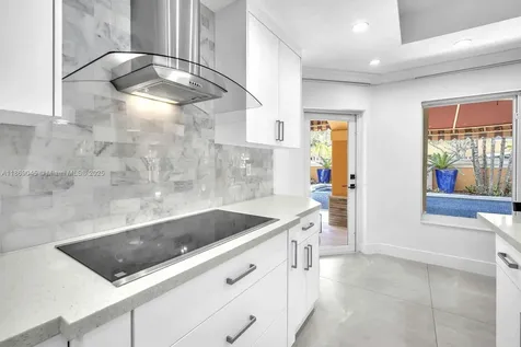 15244 SW 29th Terrace Miami FL 33185
