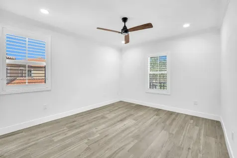 15244 SW 29th Terrace Miami FL 33185
