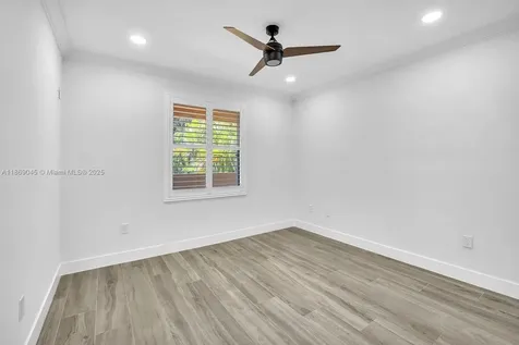 15244 SW 29th Terrace Miami FL 33185