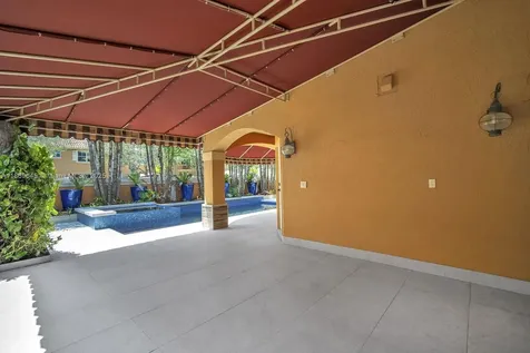 15244 SW 29th Terrace Miami FL 33185