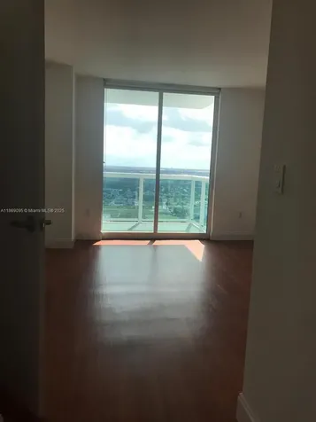 1800 N Bayshore Drive Miami FL 33132
