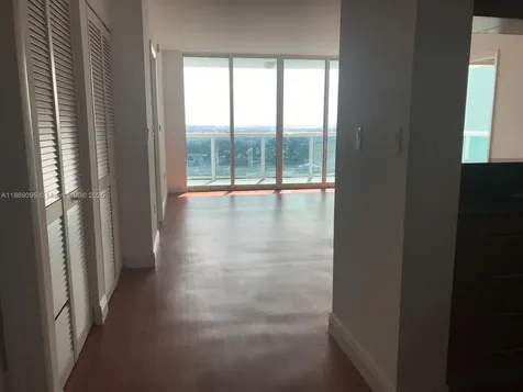 1800 N Bayshore Drive Miami FL 33132