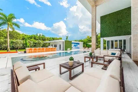 7450 SW 102nd Street Pinecrest FL 33156