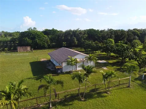 16490 SW 244th Street Homestead FL 33031