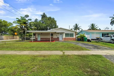 846 NW 10th Avenue Dania Beach FL 33004