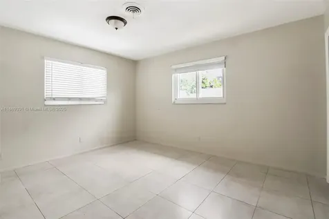 846 NW 10th Avenue Dania Beach FL 33004