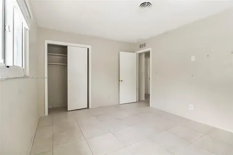 846 NW 10th Avenue Dania Beach FL 33004