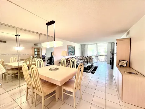 671 S Hollybrook Drive Pembroke Pines FL 33025