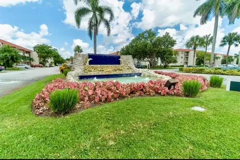 671 S Hollybrook Drive Pembroke Pines FL 33025