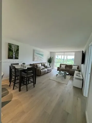 8900 Washington Boulevard Pembroke Pines FL 33025