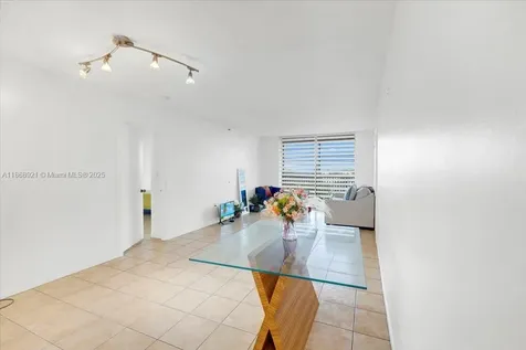 900 NE 195th Street Miami FL 33179