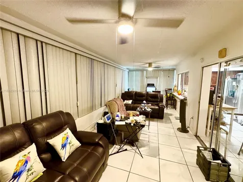 4231 NW 49th Avenue Lauderdale Lakes FL 33319