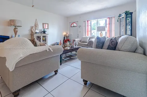 4231 NW 49th Avenue Lauderdale Lakes FL 33319
