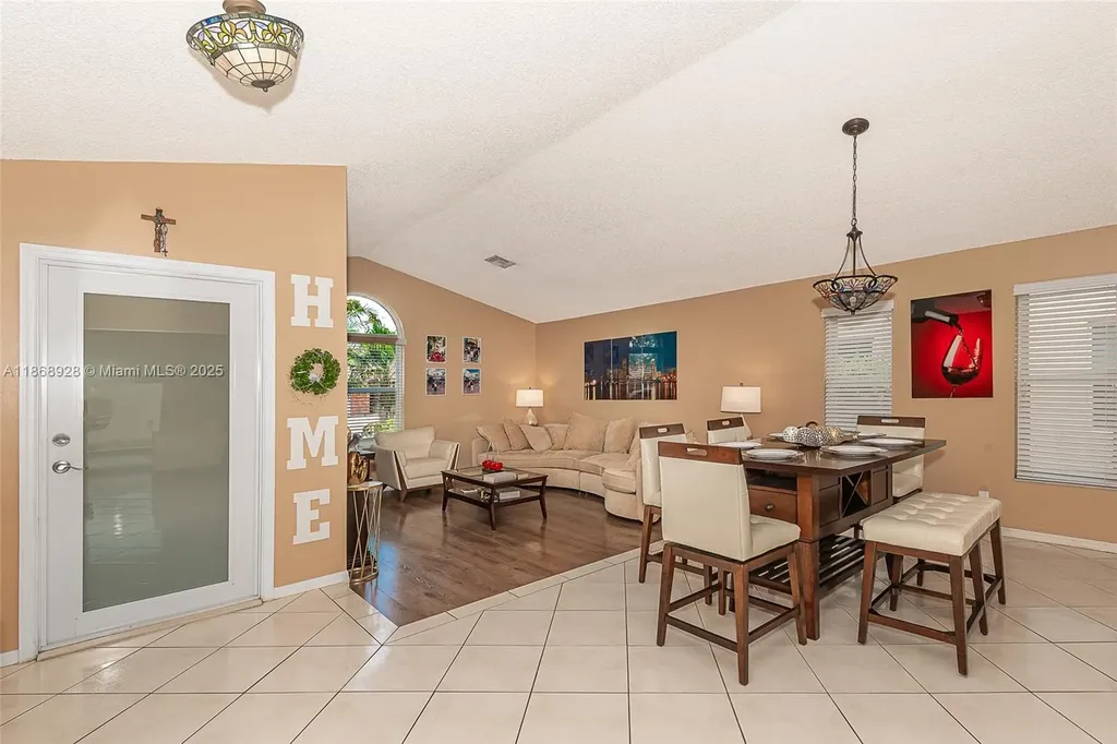 7105 NW 45th Street Coral Springs FL 33065