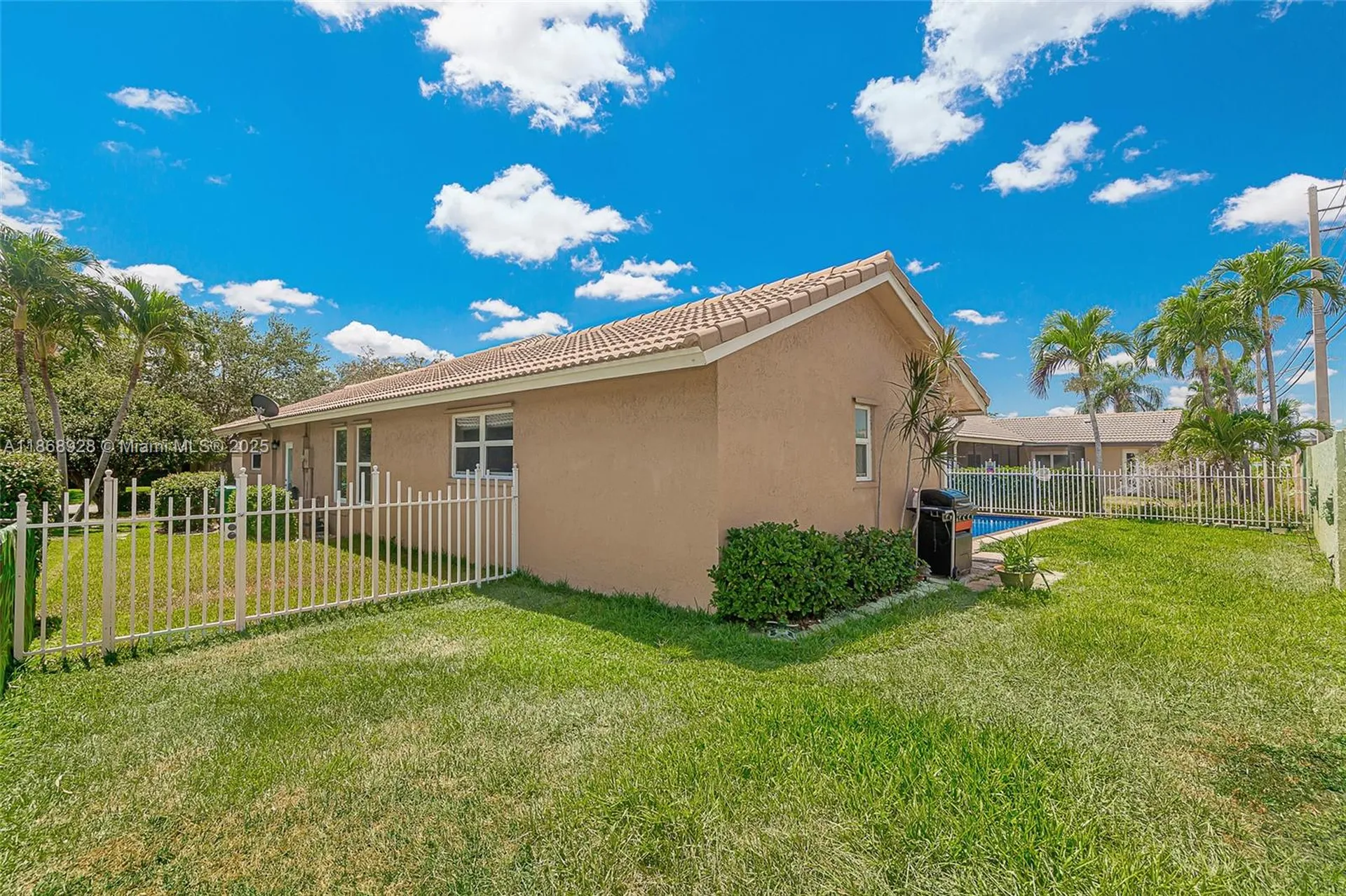 7105 NW 45th Street Coral Springs FL 33065