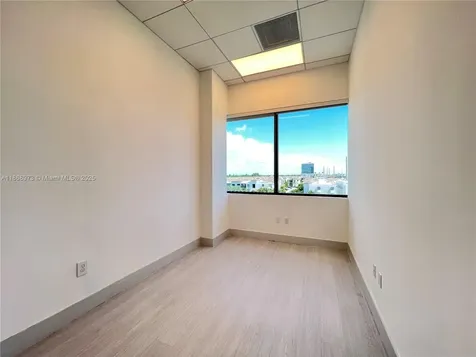 19790 W Dixie Highway 401 Highway Aventura FL 33180
