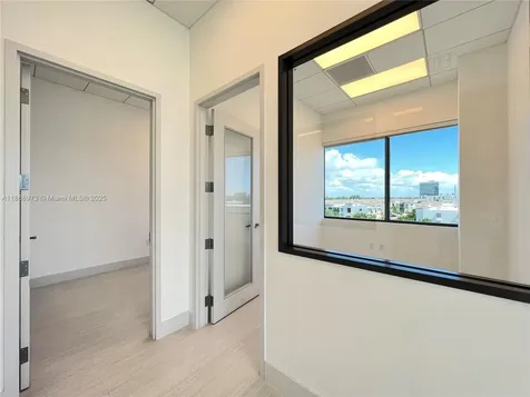19790 W Dixie Highway 401 Highway Aventura FL 33180