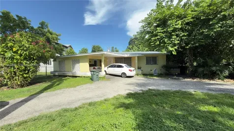 549 SE 2nd Street Belle Glade FL 33430