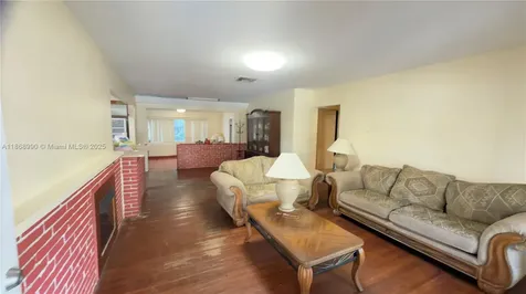 549 SE 2nd Street Belle Glade FL 33430