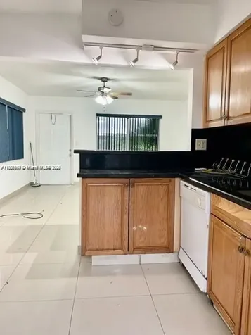 310 SW 10th Terrace Hallandale Beach FL 33009