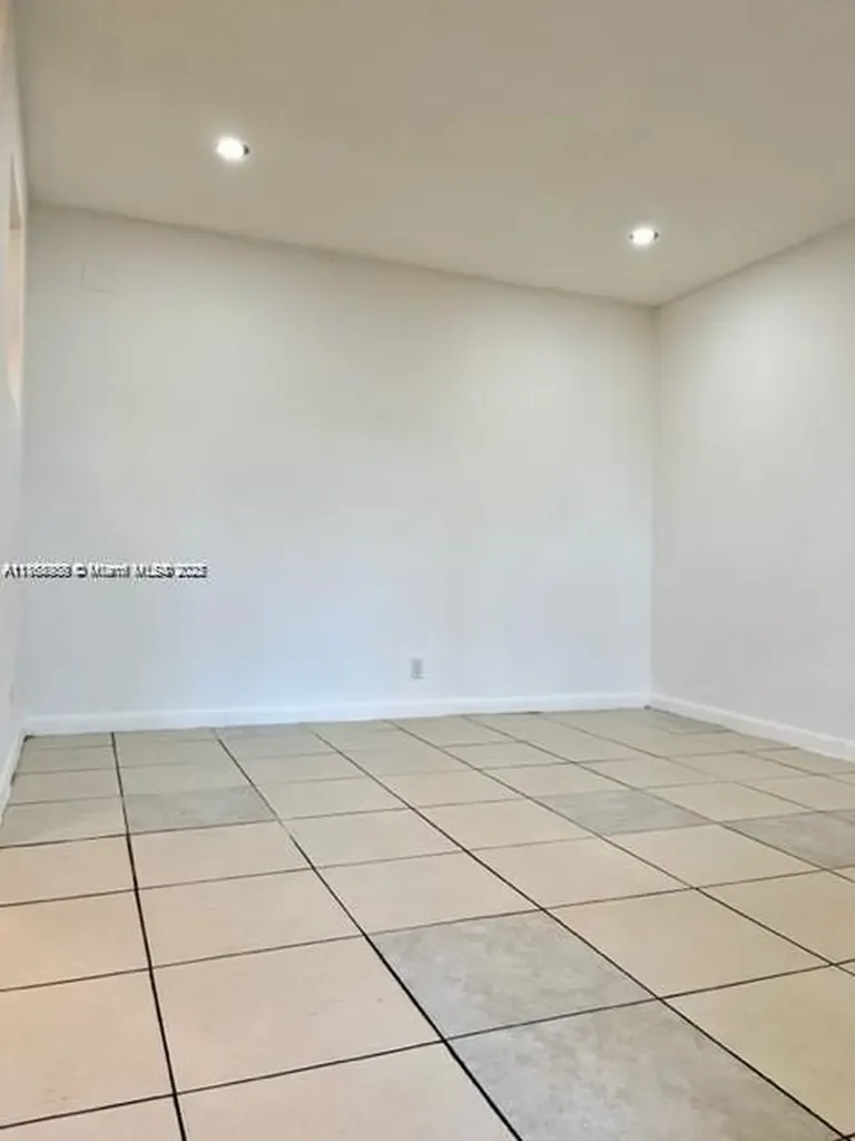 1204 NE 5th Avenue Fort Lauderdale FL 33304