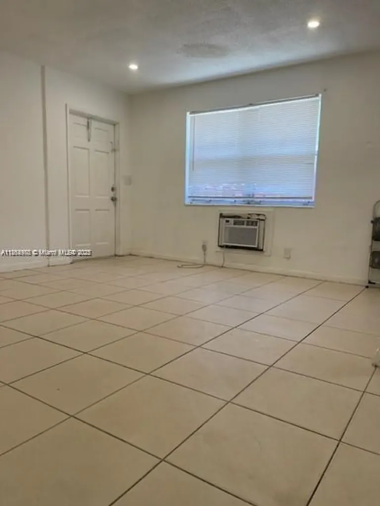 1204 NE 5th Avenue Fort Lauderdale FL 33304