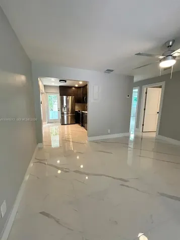 241 NE 55th Street Oakland Park FL 33334