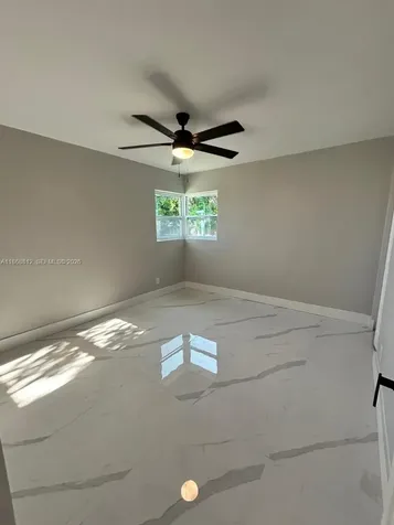 241 NE 55th Street Oakland Park FL 33334