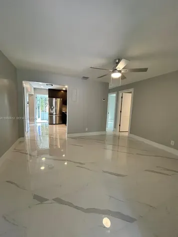 241 NE 55th Street Oakland Park FL 33334