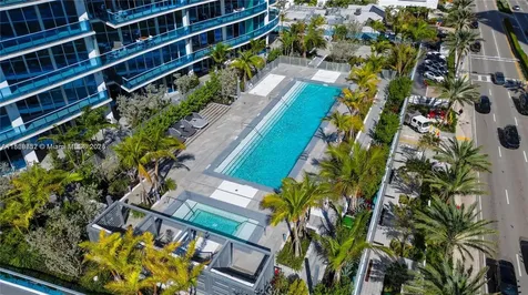 17550 Collins Avenue Sunny Isles Beach FL 33160