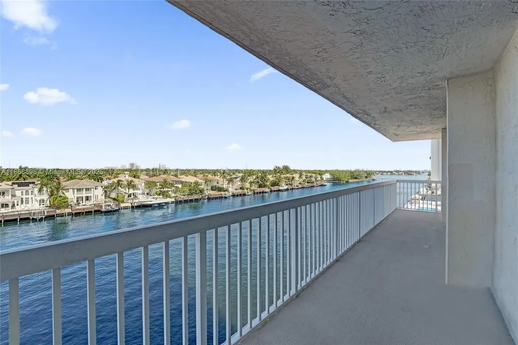 1500 S Ocean Drive Hollywood FL 33019