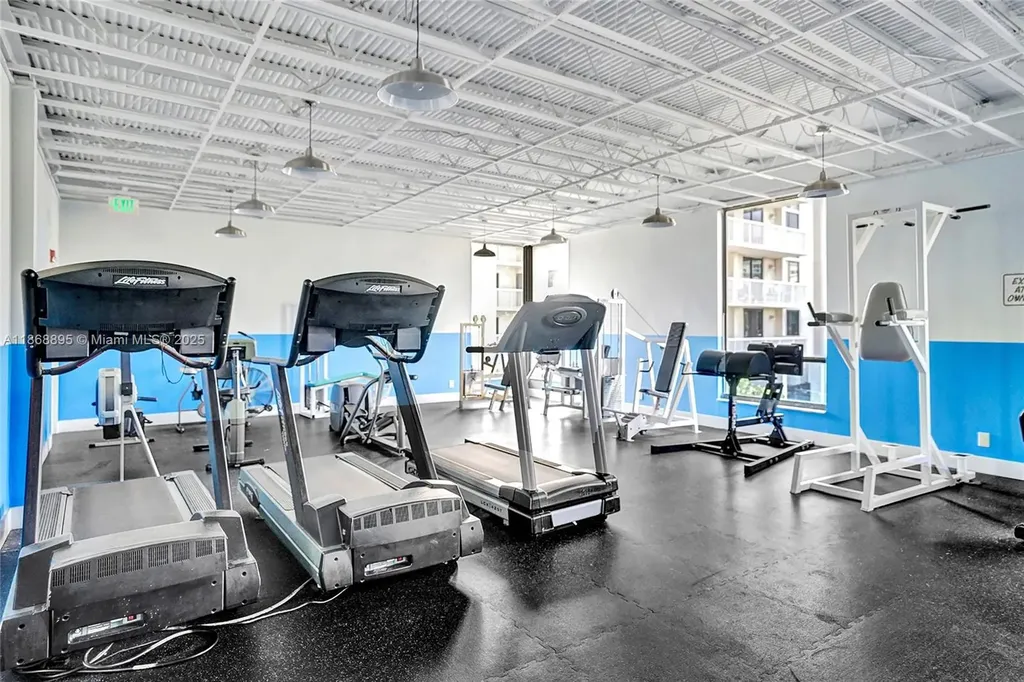 1500 S Ocean Drive Hollywood FL 33019