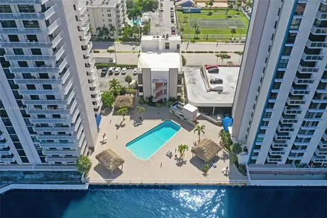 1500 S Ocean Drive Hollywood FL 33019