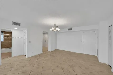 1500 S Ocean Drive Hollywood FL 33019