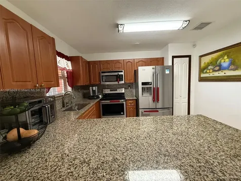 13256 SW 276th Lane Homestead FL 33032