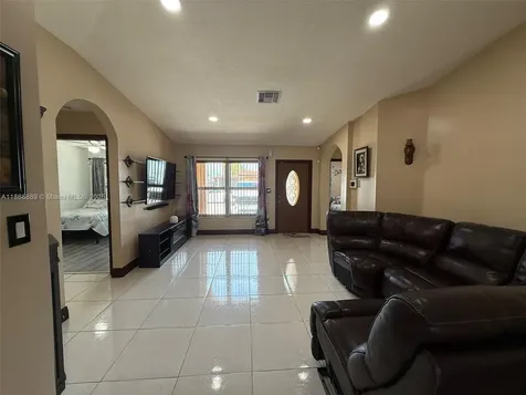 13256 SW 276th Lane Homestead FL 33032