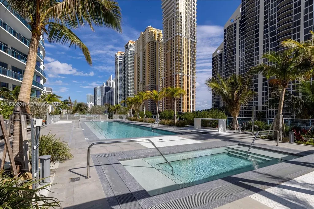 17550 Collins Avenue Sunny Isles Beach FL 33160
