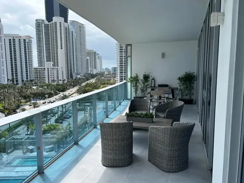17550 Collins Avenue Sunny Isles Beach FL 33160