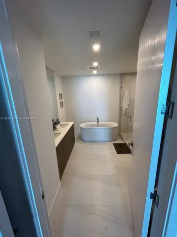 17550 Collins Avenue Sunny Isles Beach FL 33160